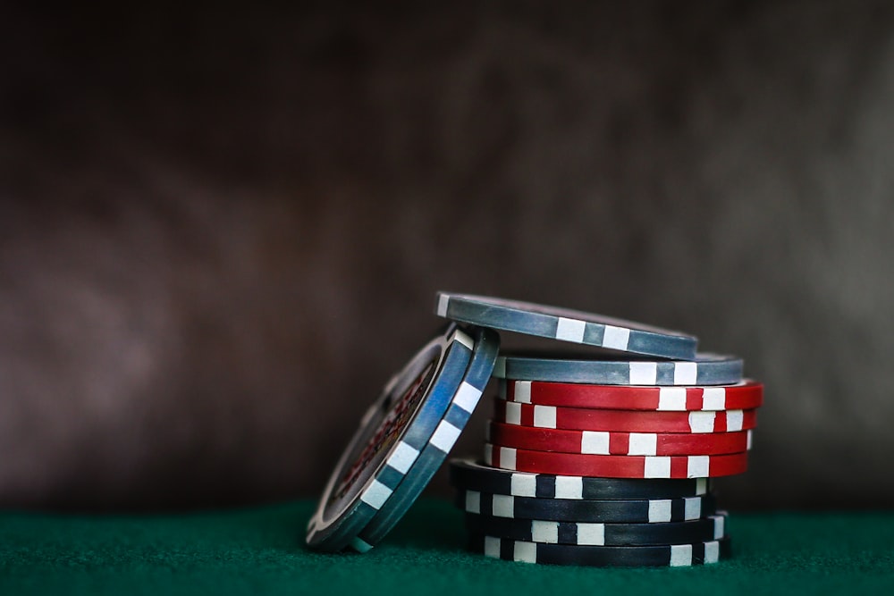 Selektives Fokusfoto von Pokerchips