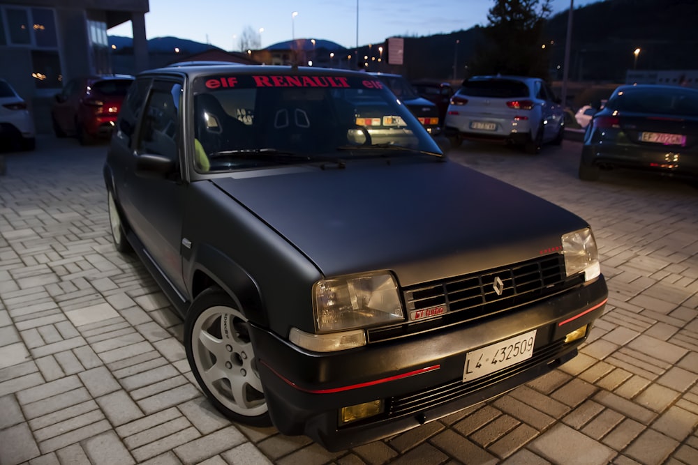 gray Renault sedan