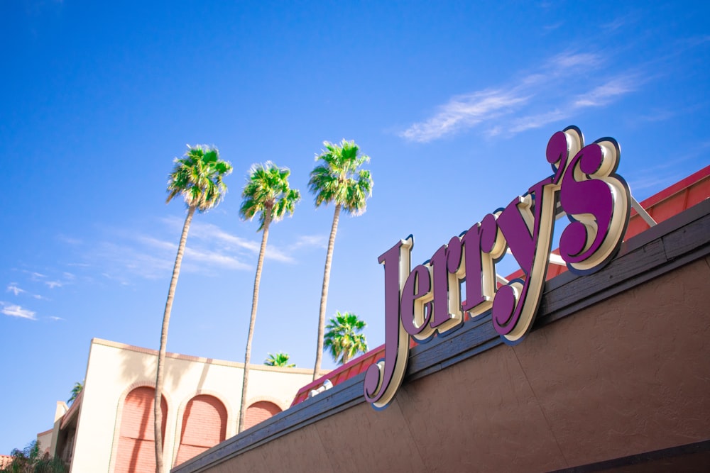 Jerry's store logo