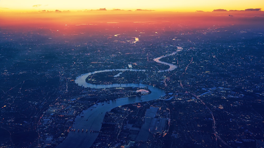 Vista a volo d'uccello della città