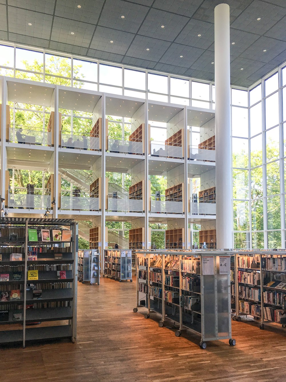 Bibliotheksgebäude