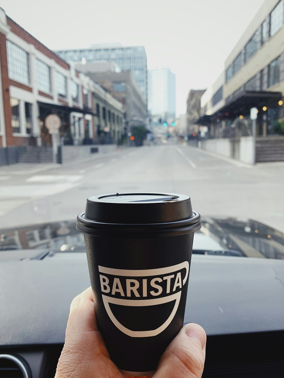 Barista disposable cup with lid