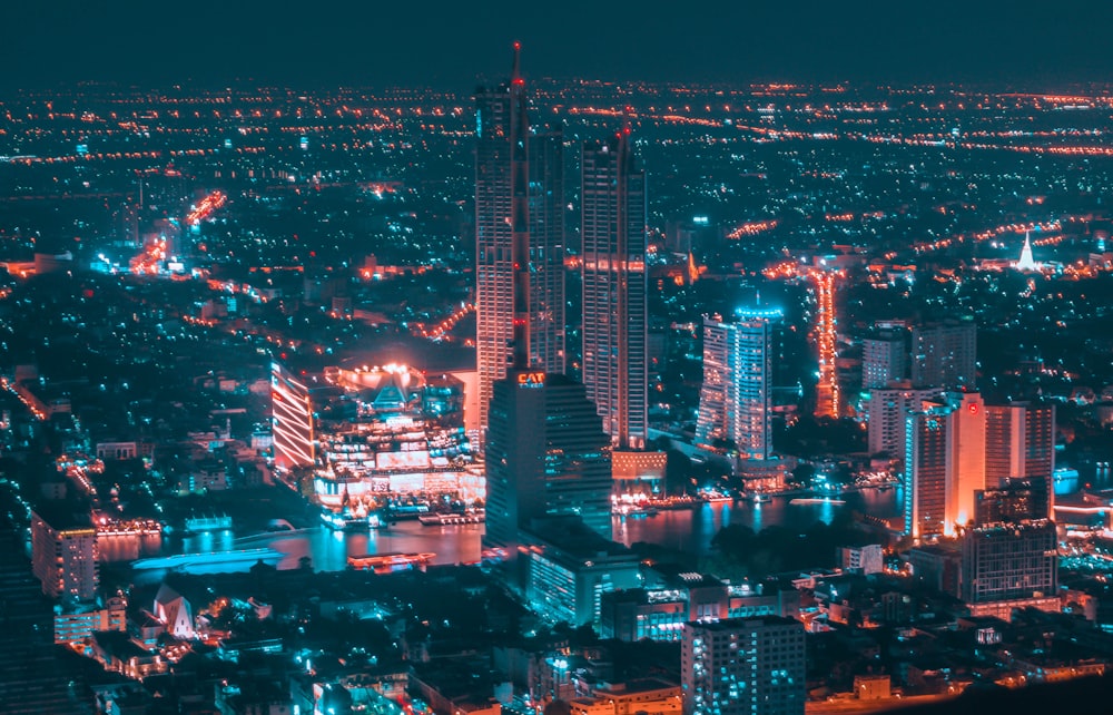 ciudad durante la noche