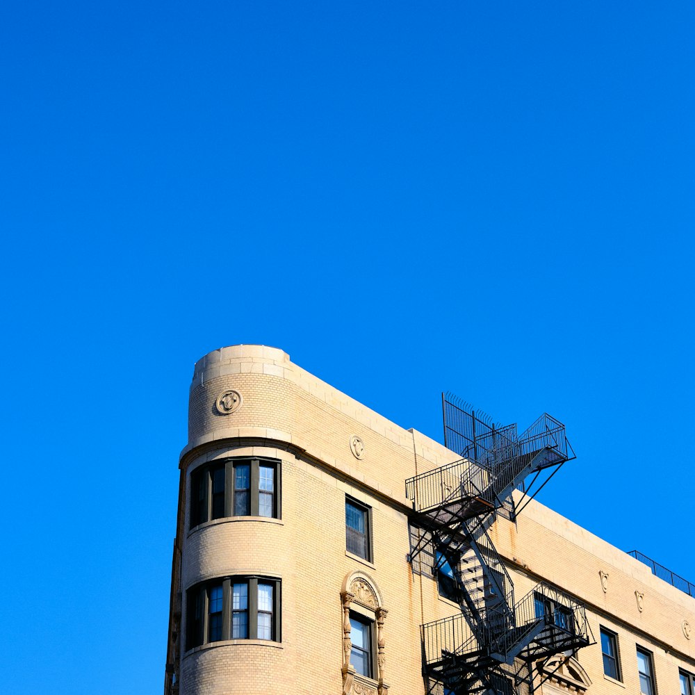 beige concrete building