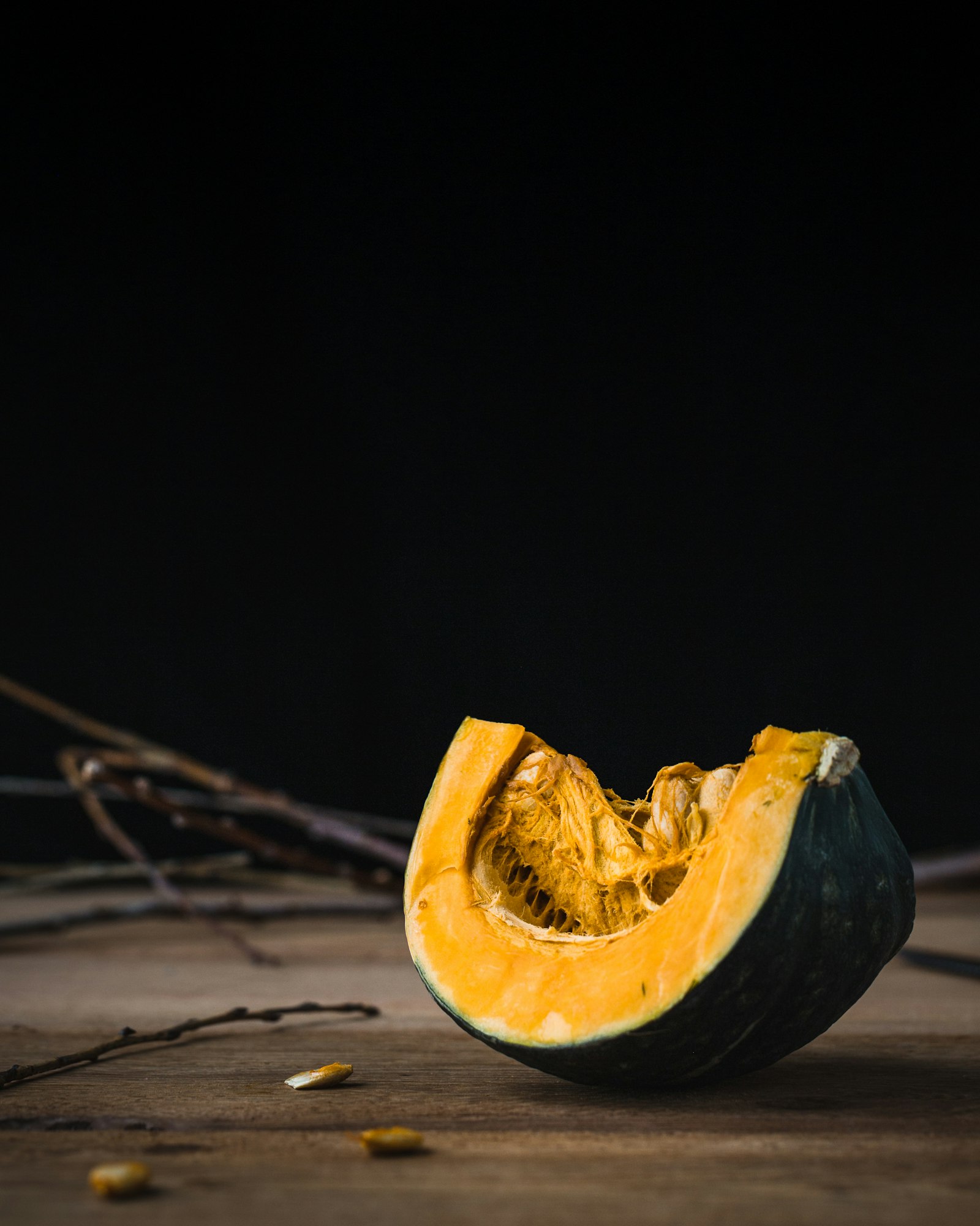 Canon EOS 6D + Canon EF 100mm F2.8L Macro IS USM sample photo. Sliced squash photography