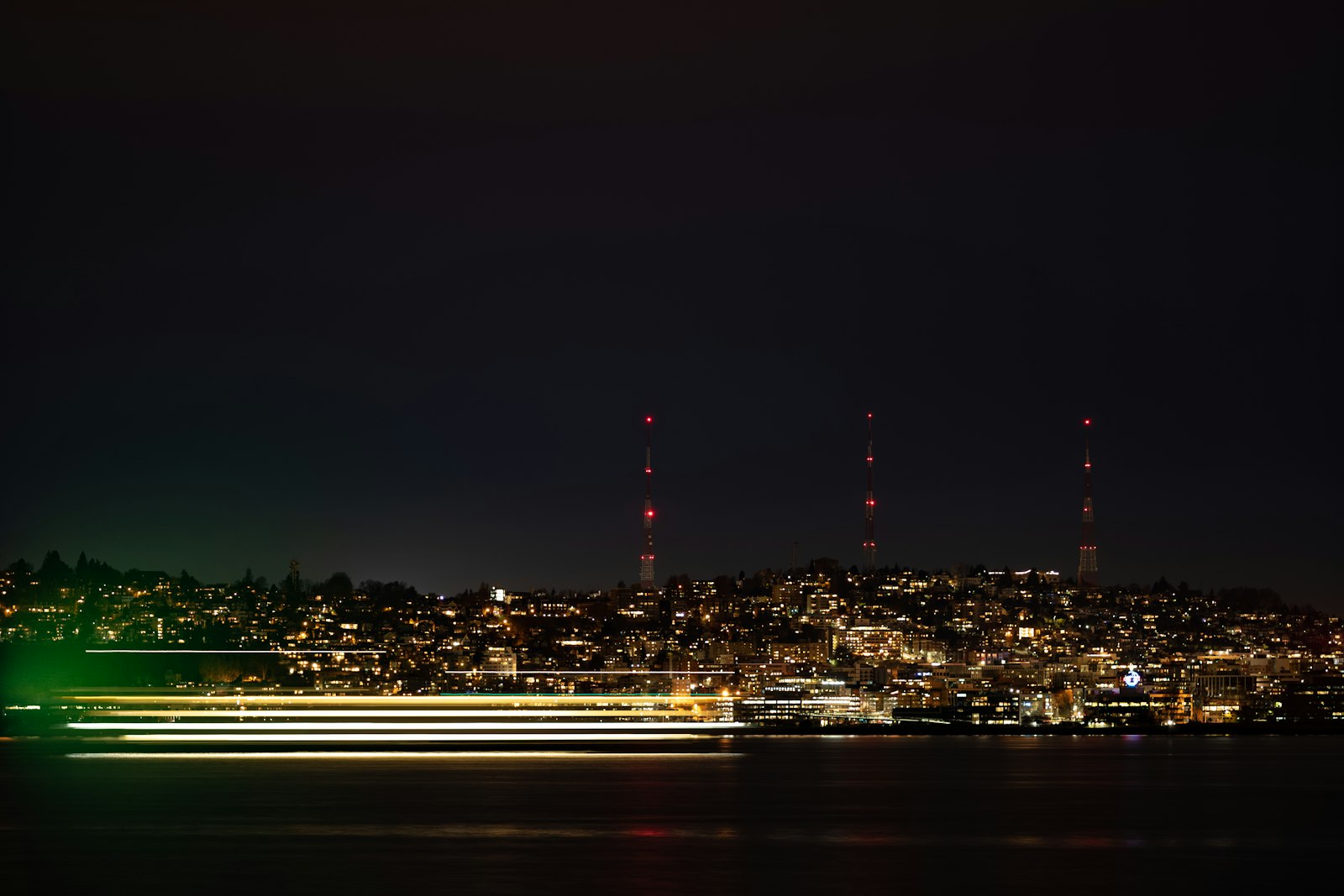 Leica APO-Telyt-M 135mm F3.4 ASPH sample photo. City skyline at night photography