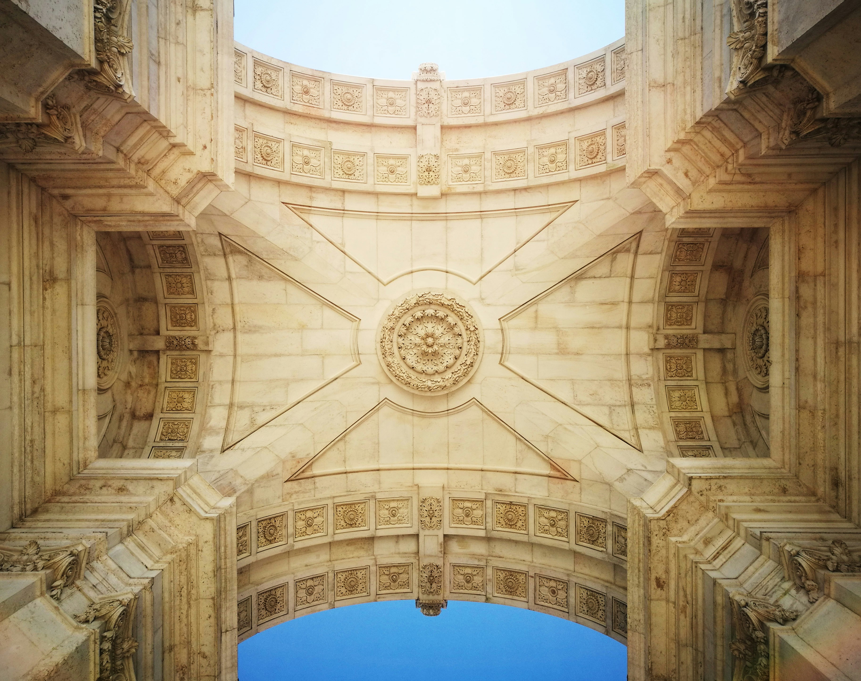 Photo by bostanflorin