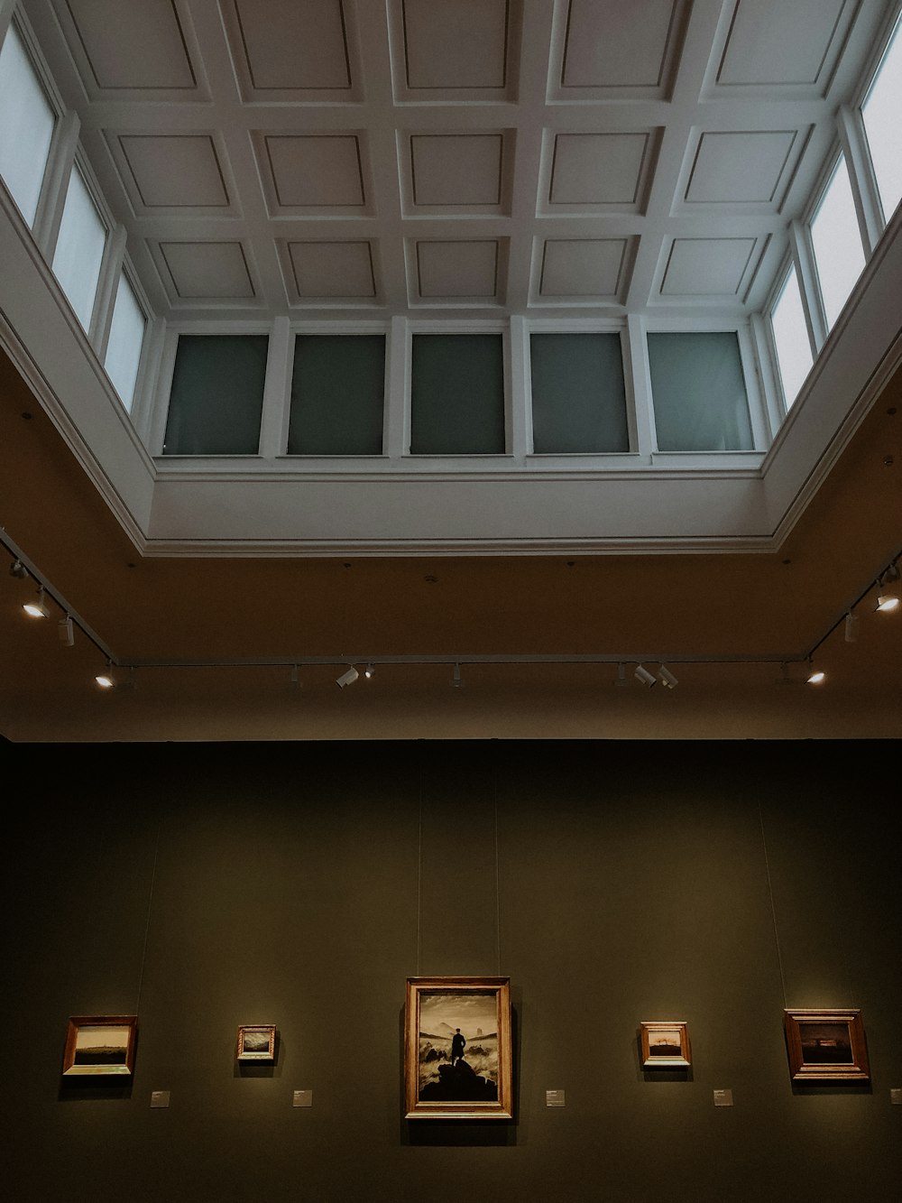 white wooden ceiling