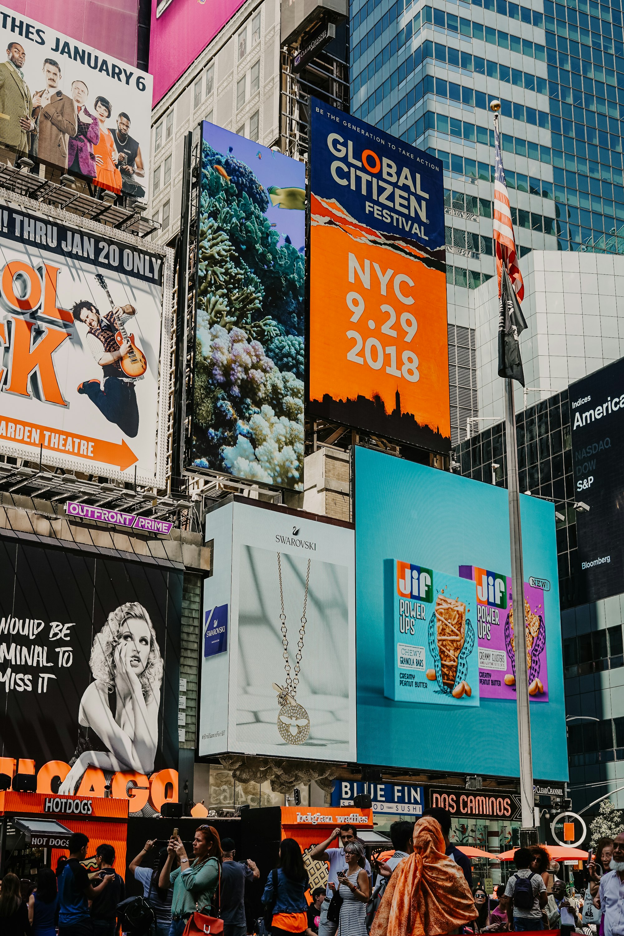 9 Good Reasons to Consider Out-of-Home Advertising in 2022