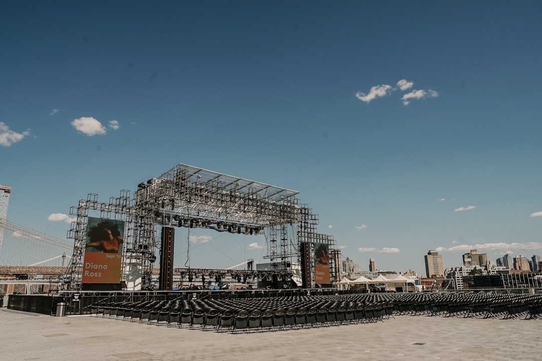 empty stage during daytime