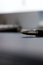 black click pen