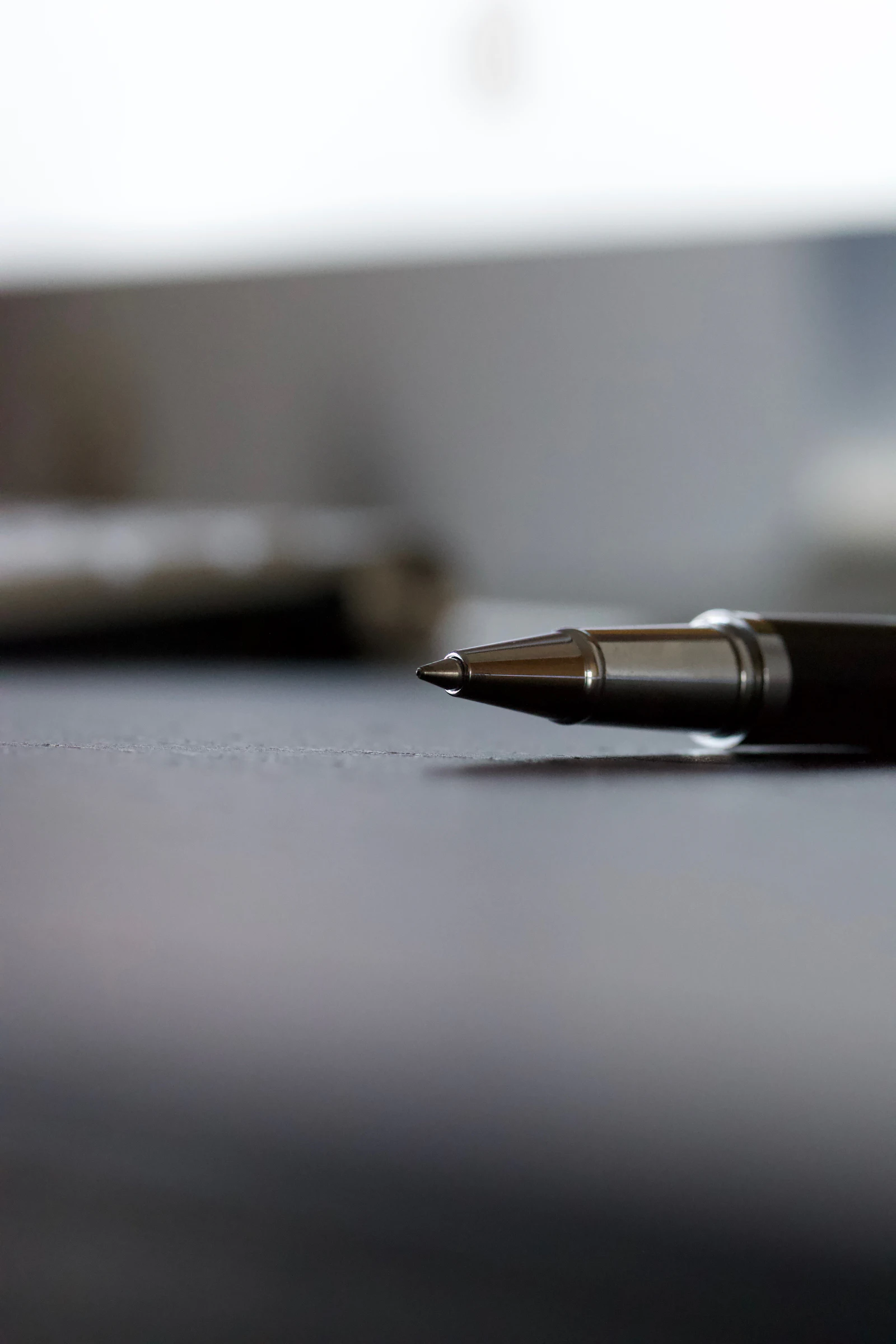 Legal Contract Signing Pen — Motor Vehicle Accidents Lawyer, Lakewood CA