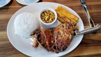 Sliced braised beef with rice and sauce