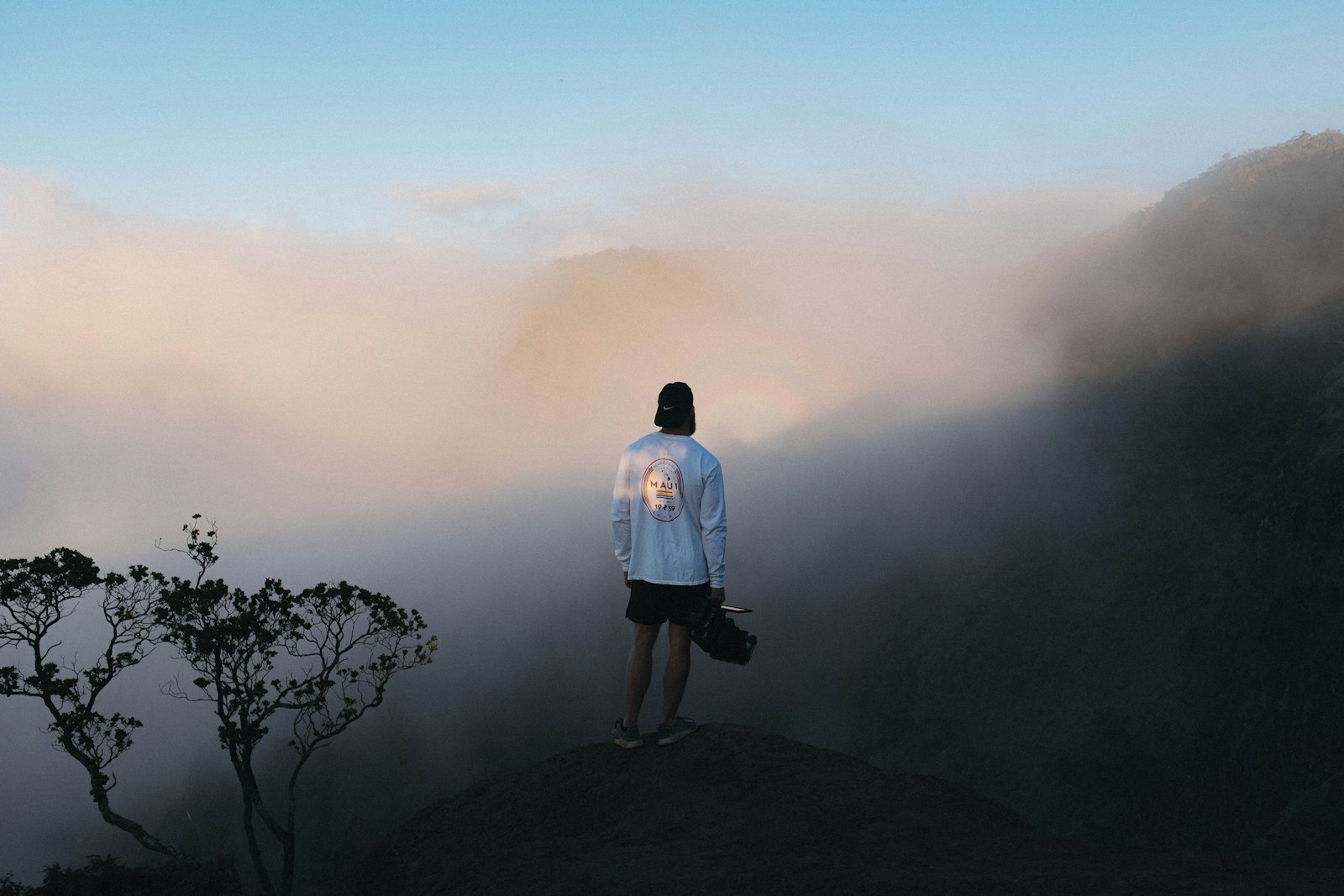 Fujifilm X-Pro2 + Fujifilm XF 16-55mm F2.8 R LM WR sample photo. Man standing on mountain photography