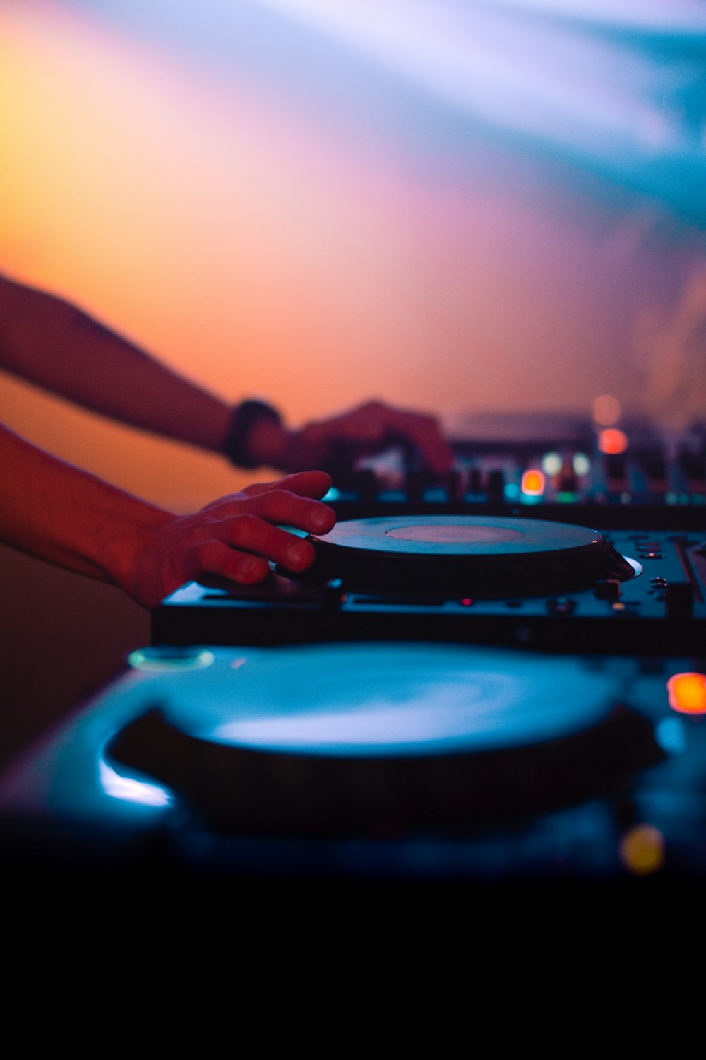 Dj Party Pictures | Download Free Images on Unsplash