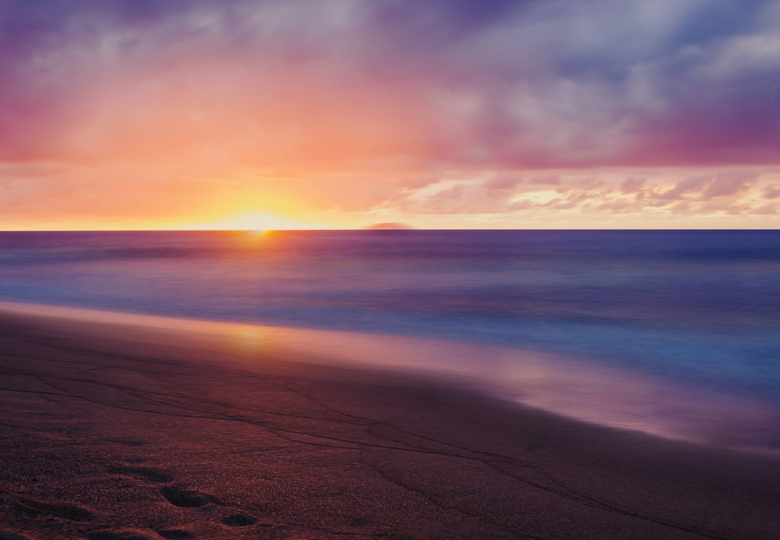 Nikon D700 sample photo. Seashore during sunset photography