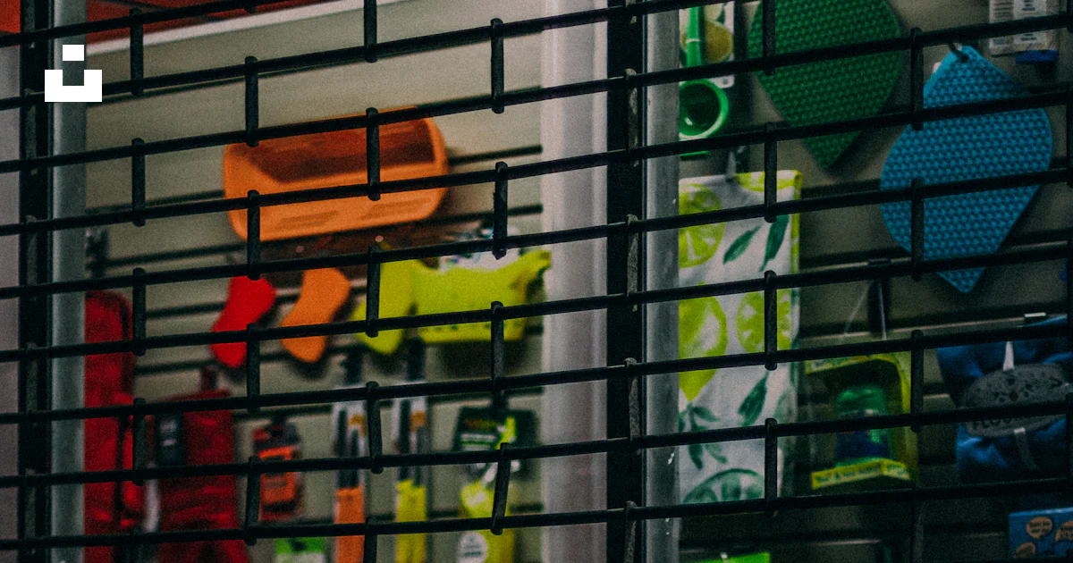 Tools inside room photo – Free Electronics Image on Unsplash