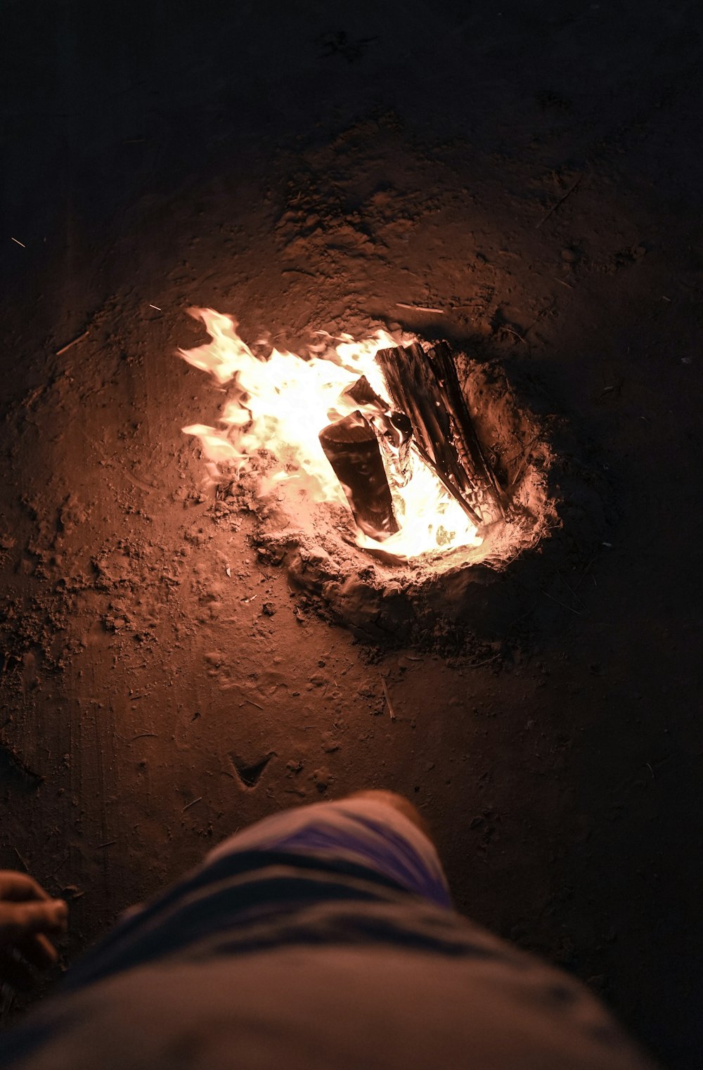 bonfire during nighttime