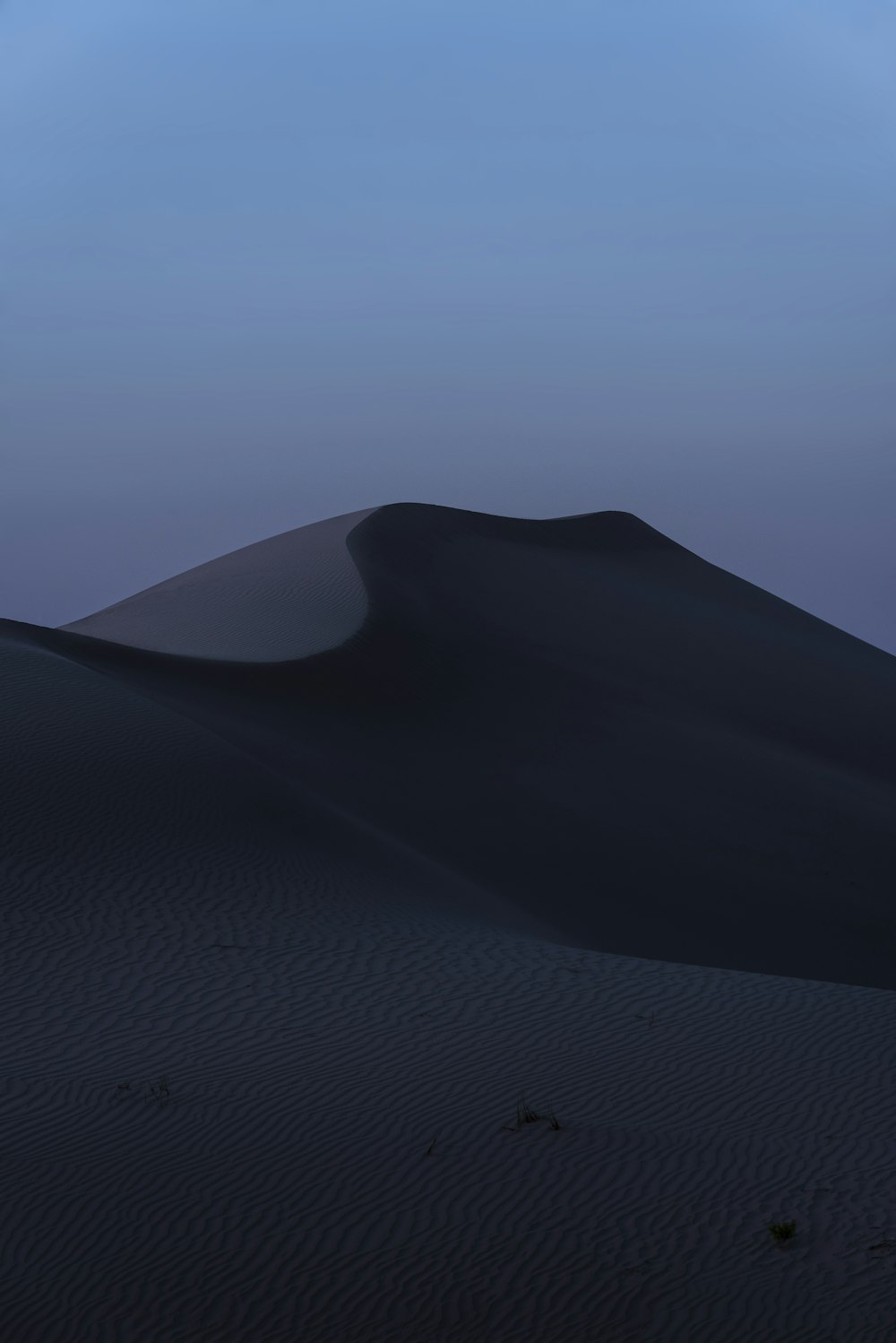 Montaña de arena al atardecer