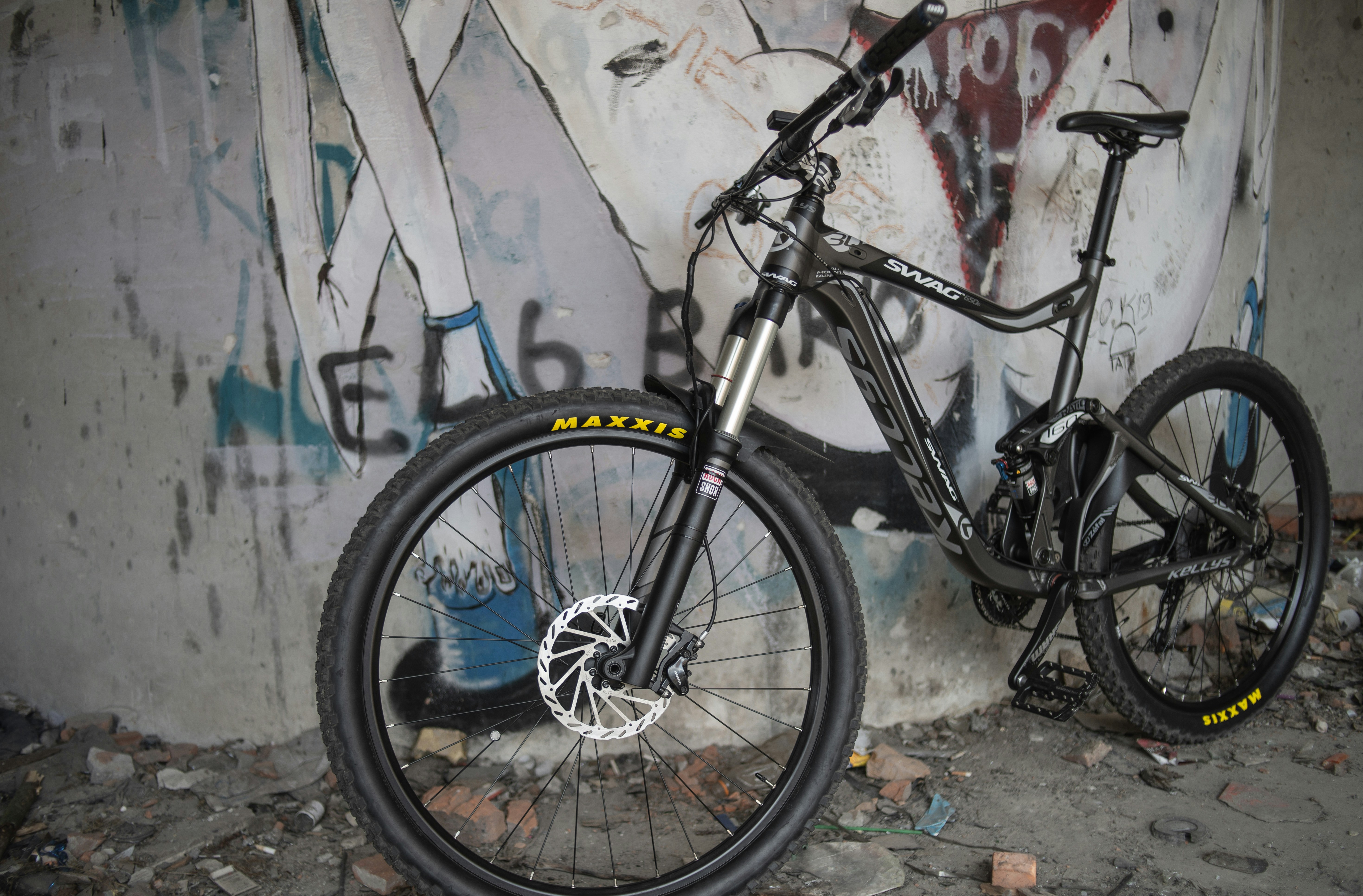 Descubre las Mejores Bicicletas de Montaña de Suspensión Total para Ciclismo de Montaña