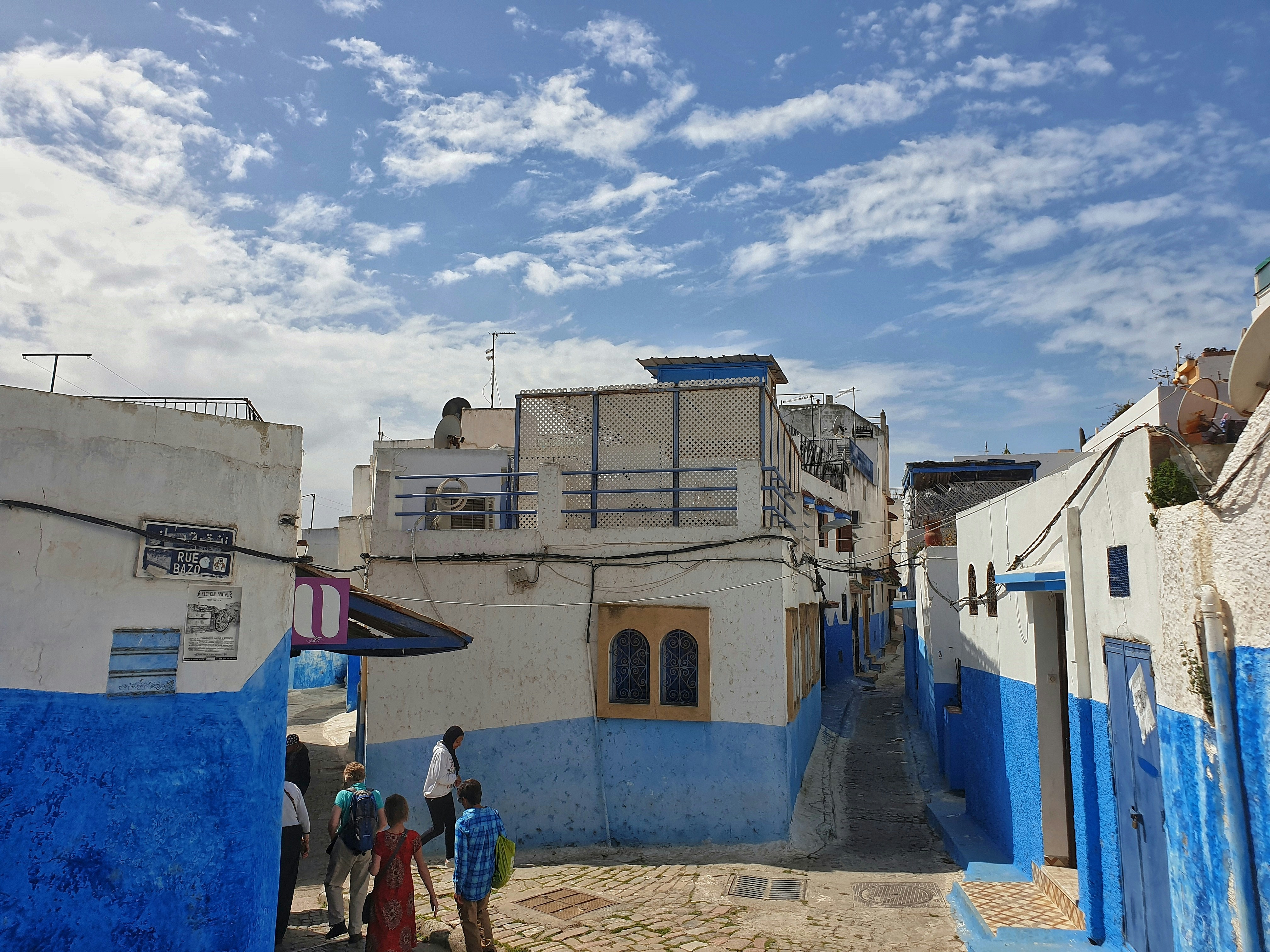 Photo by mustdesign13