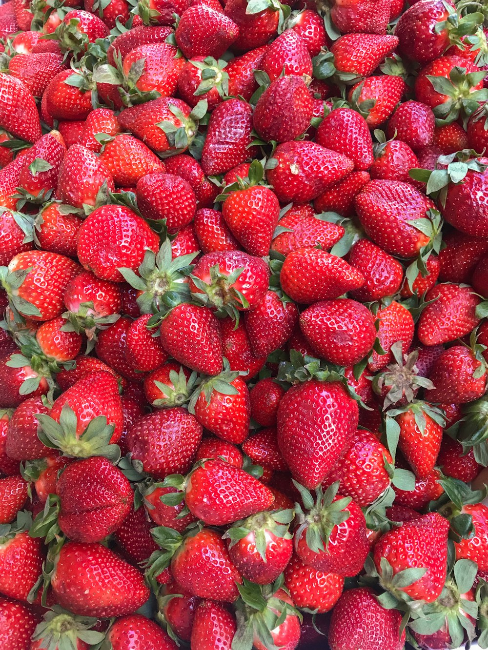 bundle of strawberries