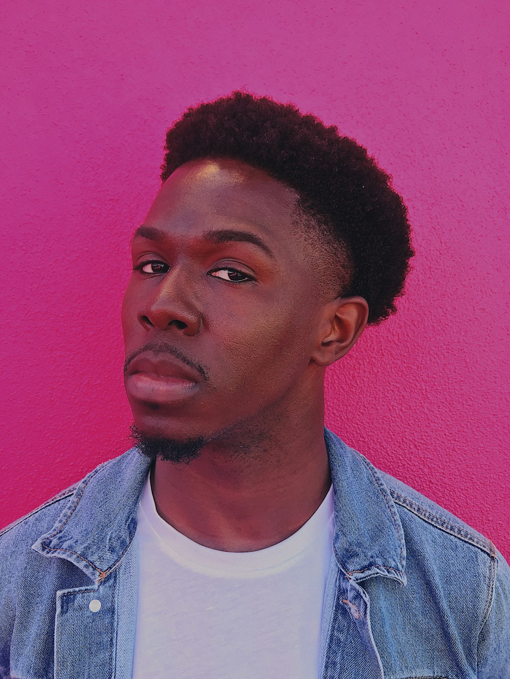 man in white crew-neck top