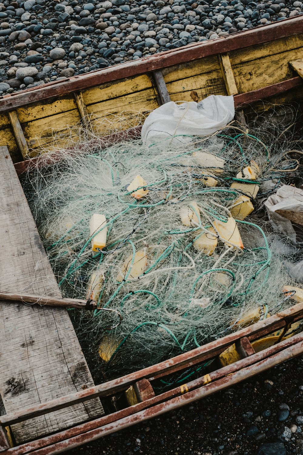 fish net on canoe