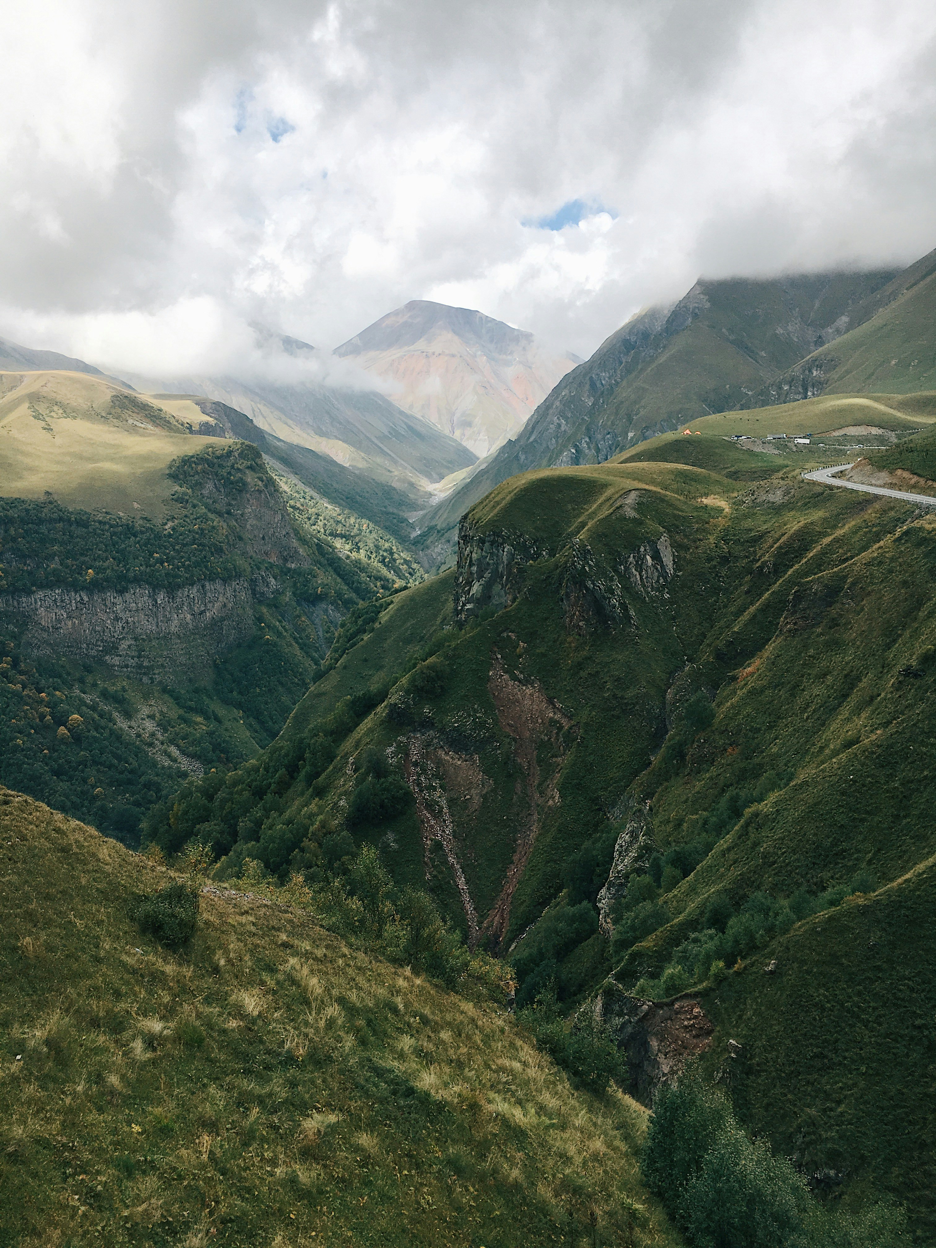 Photo by whoisrobinhood