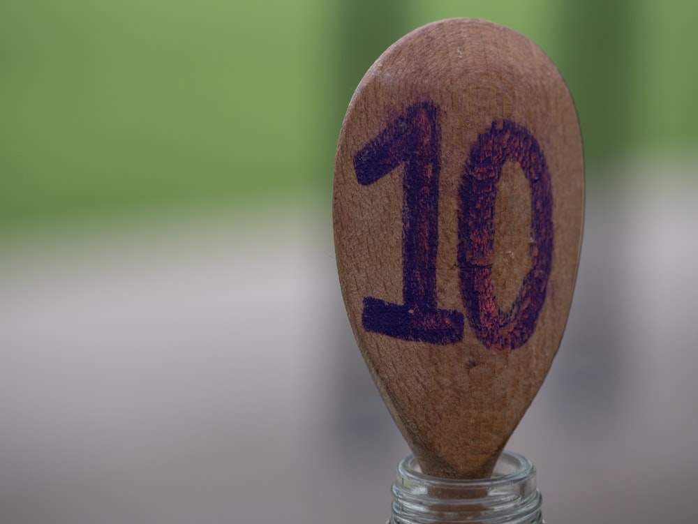 selective focus photography of brown ladle