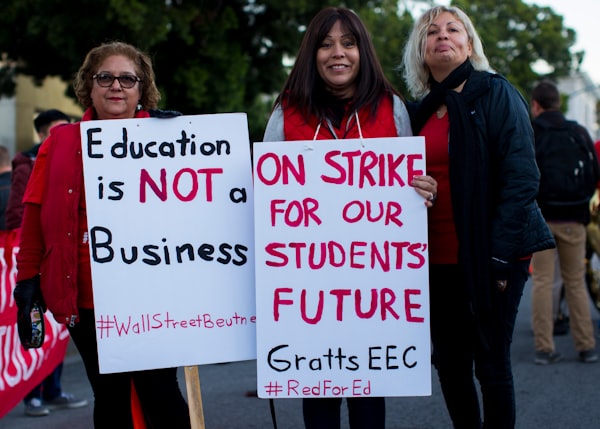 🪧 LAUSD went on strike: what does that mean for us?