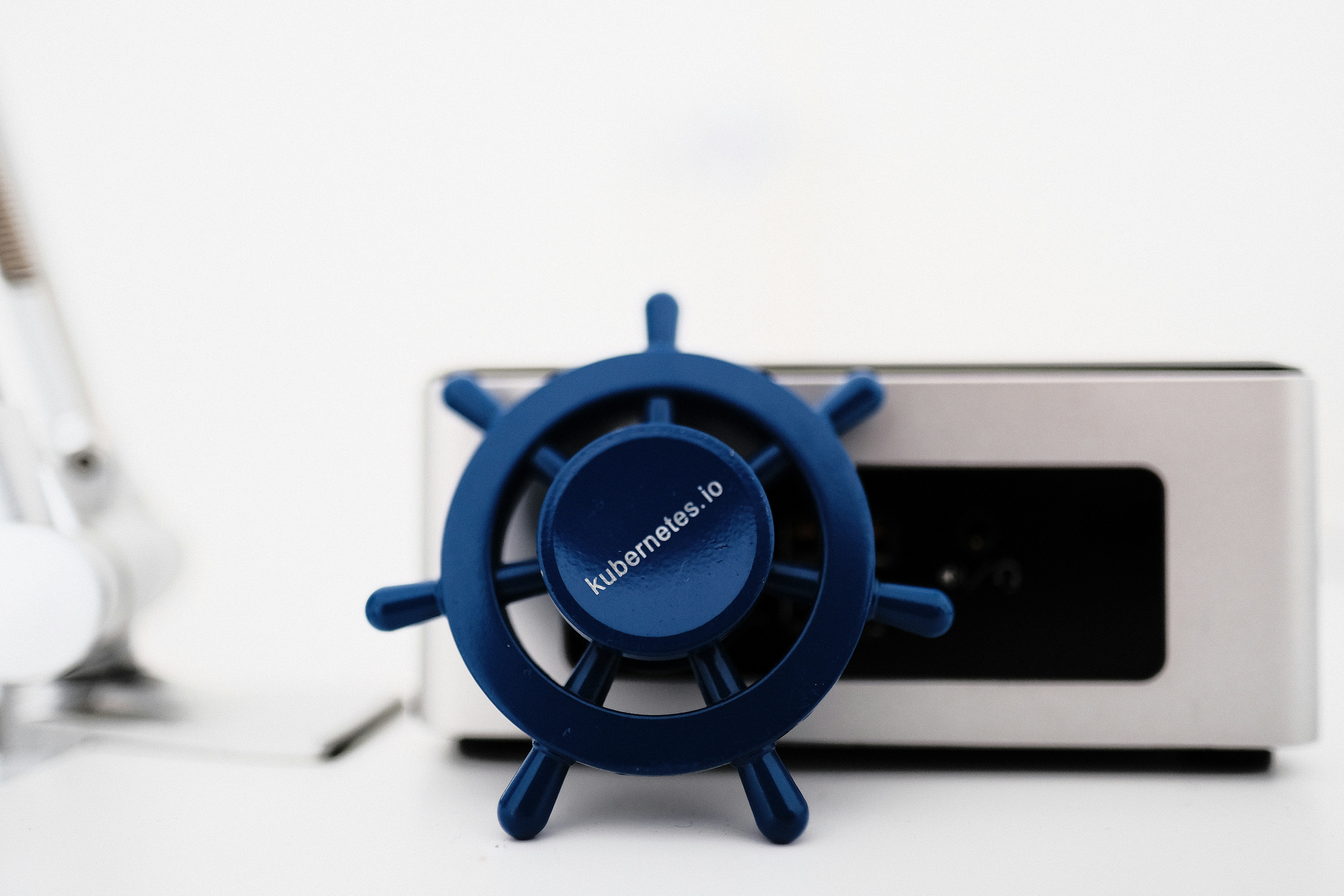 狙鲨GX1电竞耳机头戴式测评，为游戏玩家带来极致体验