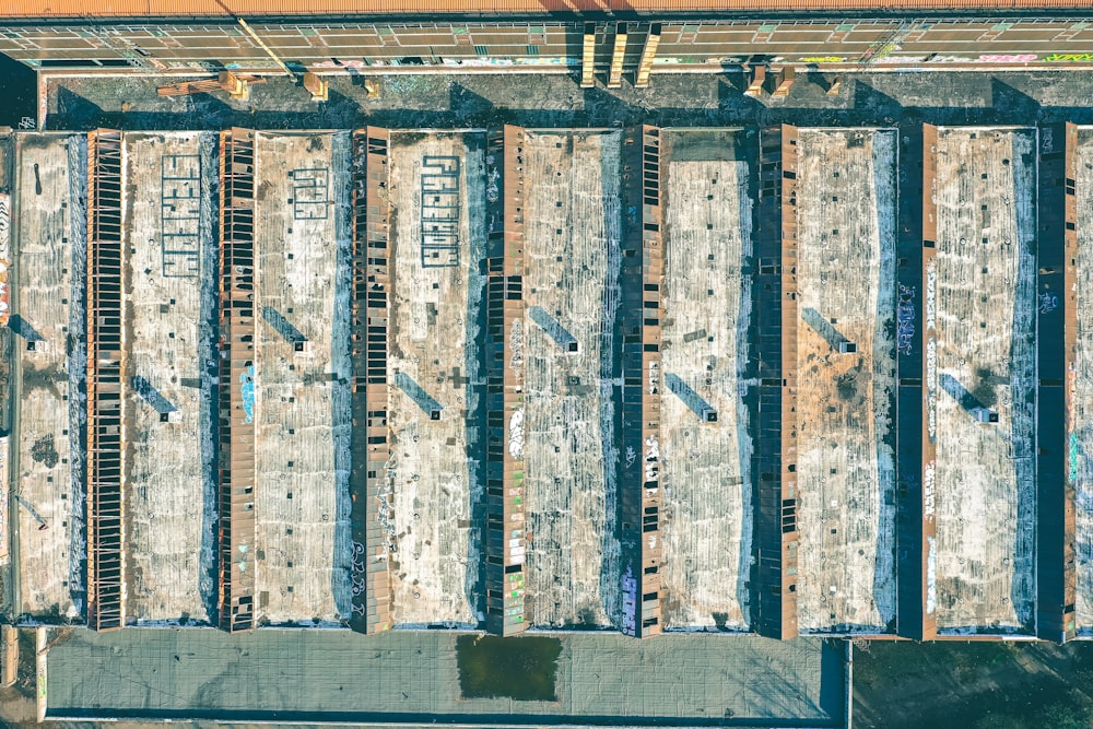 bird's-eye view photography of building