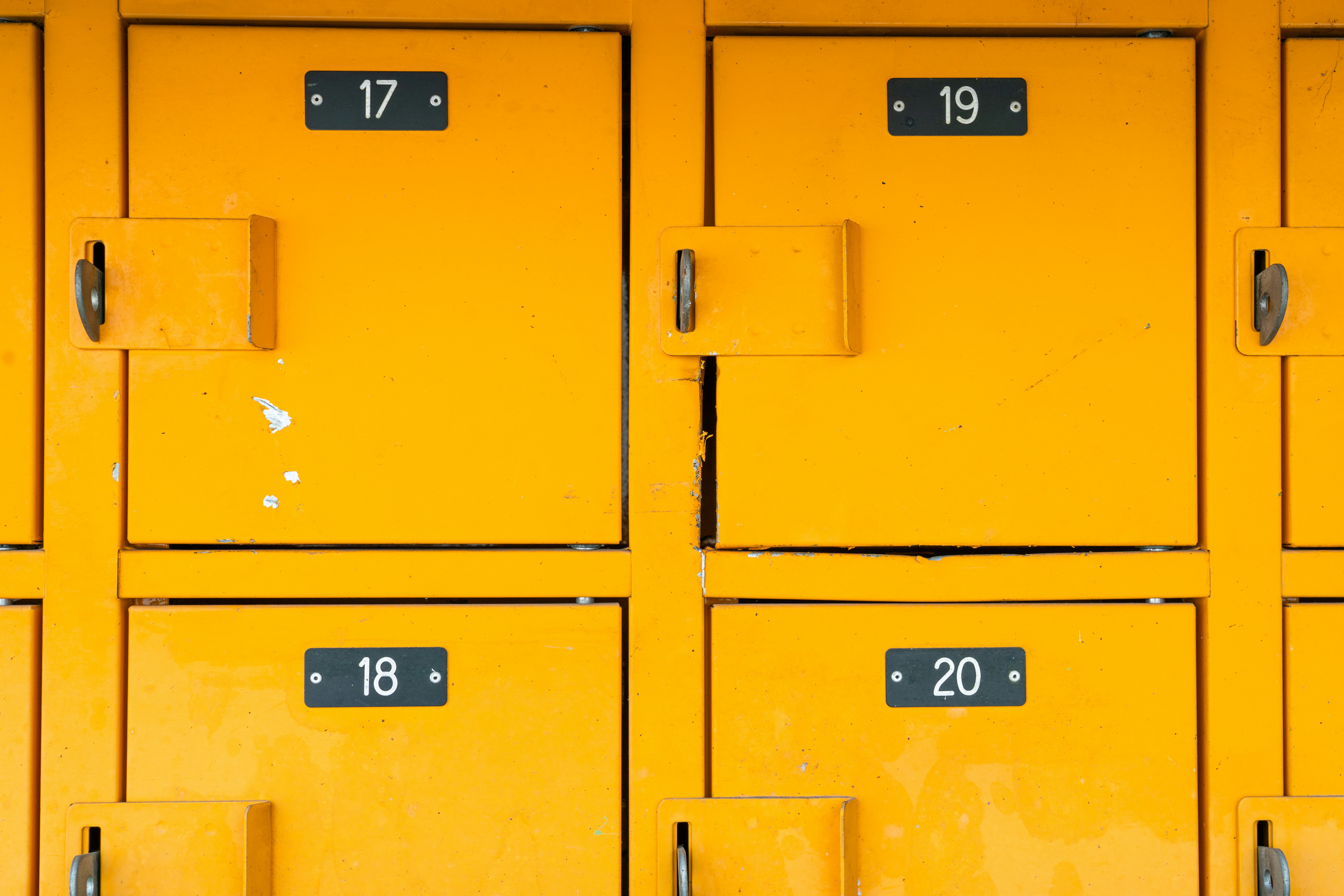500 Locker Pictures Hd Download Free Images On Unsplash