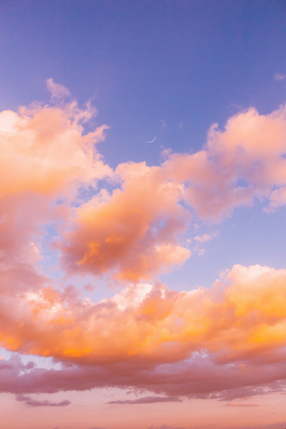 nubes anaranjadas