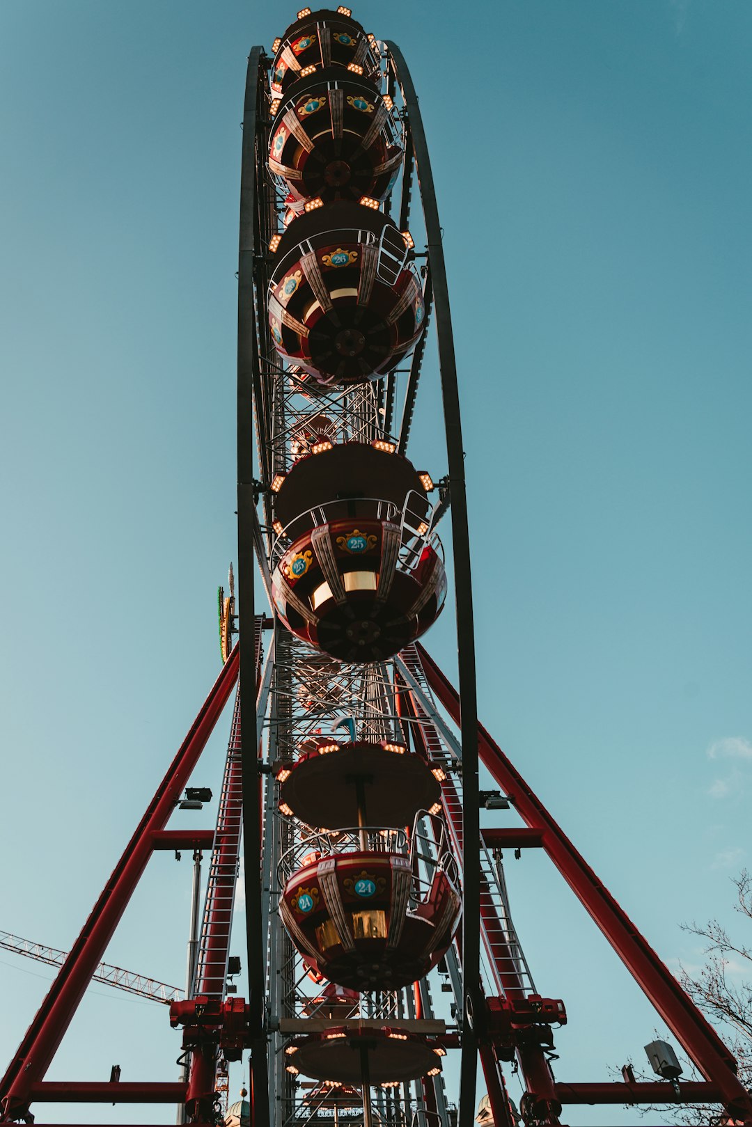 gray Ferris wheel