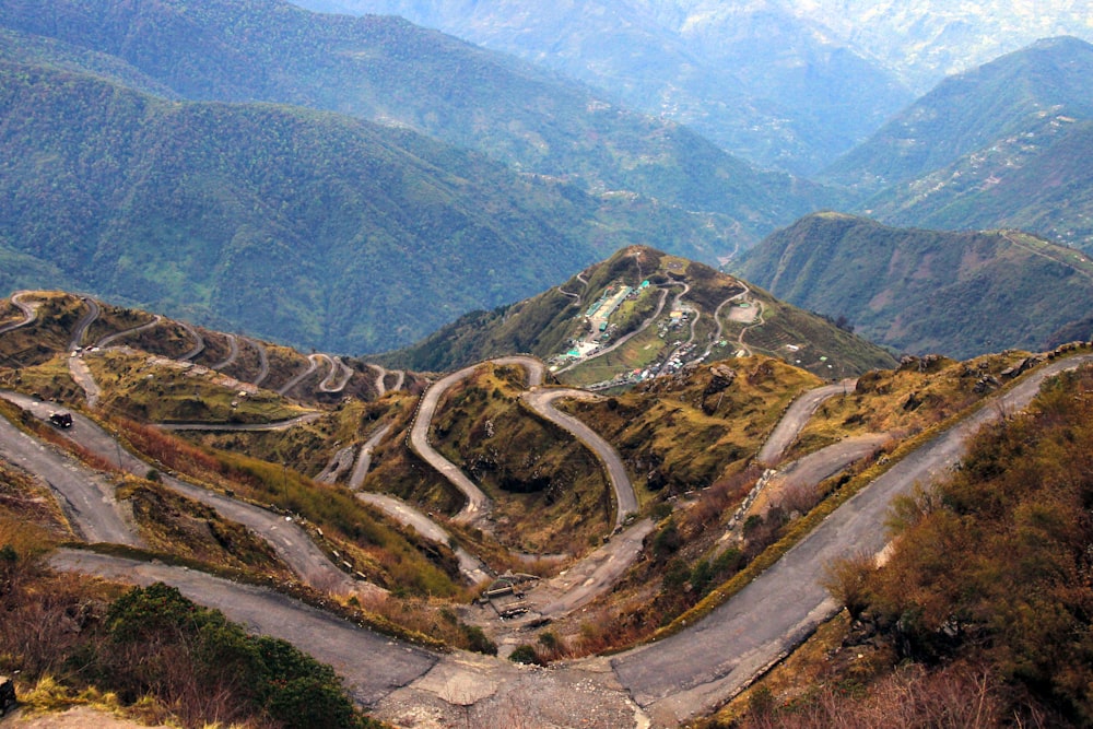 Hairpin Turn Pictures Download Free Images On Unsplash