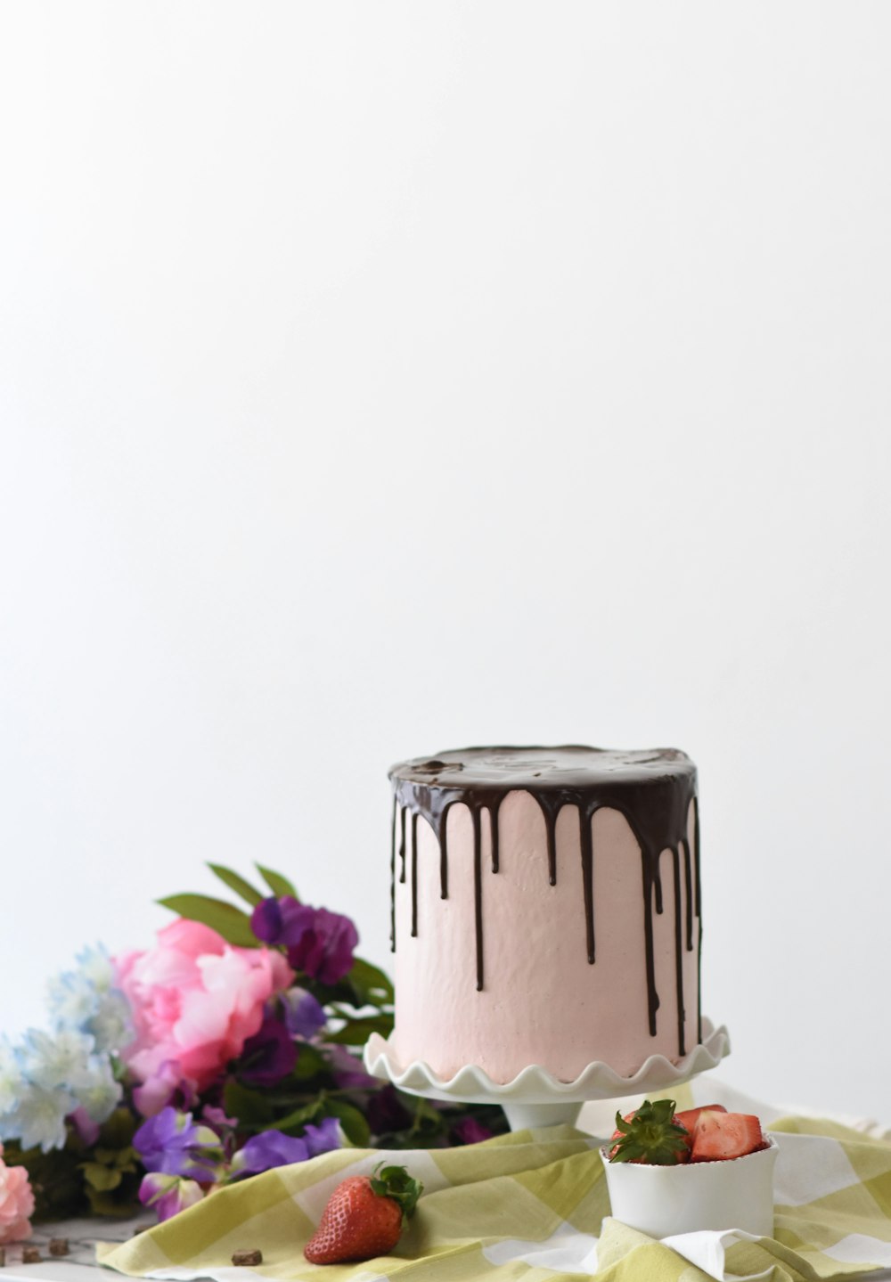 gâteau rond à la crème fouettée