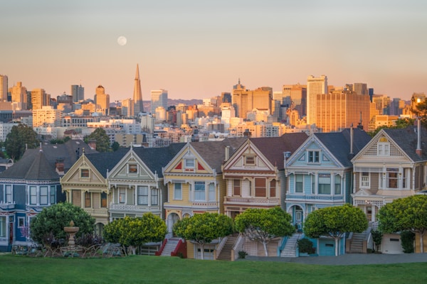 San Francisco Culture & Traditions Guide