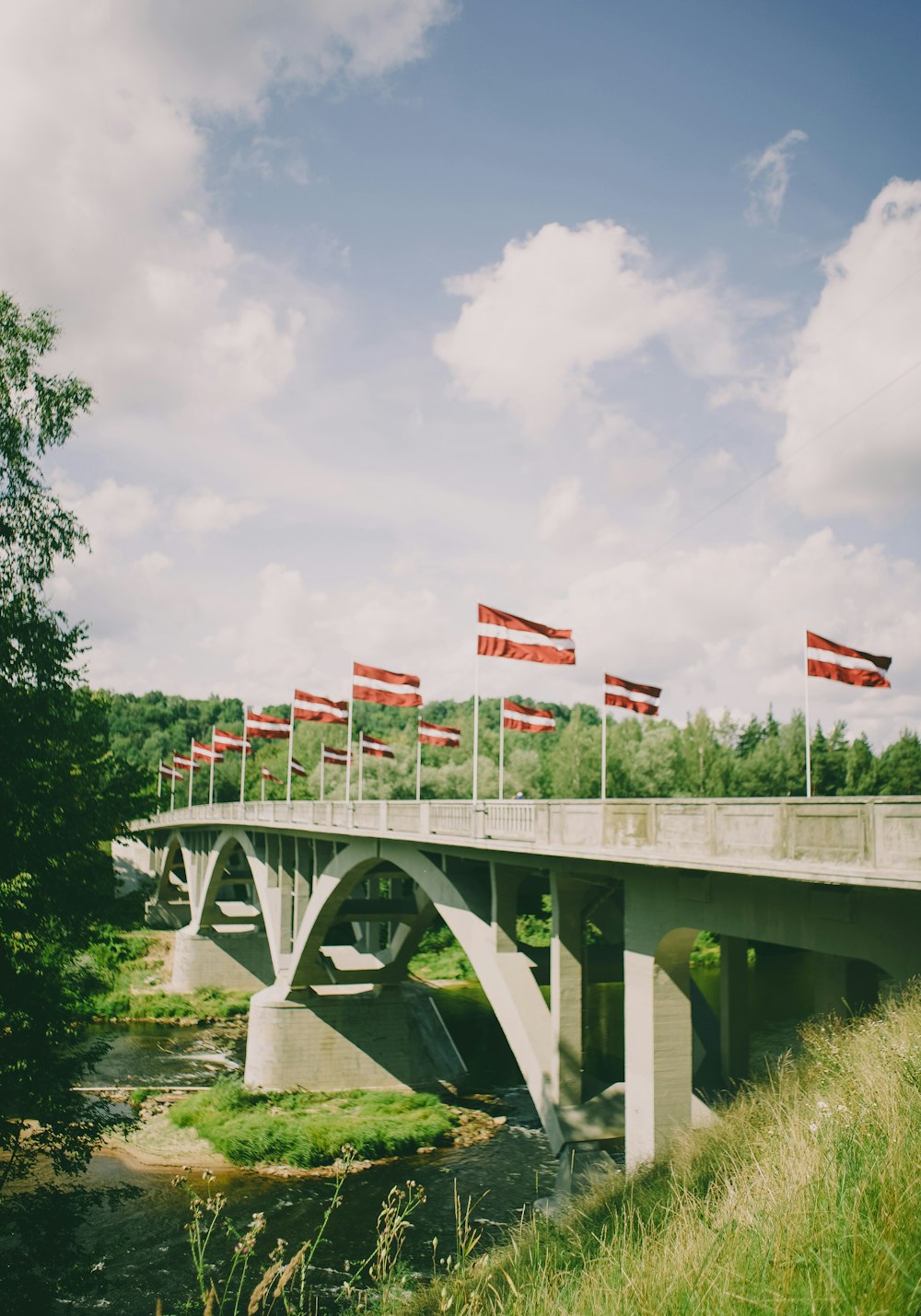 white bridge