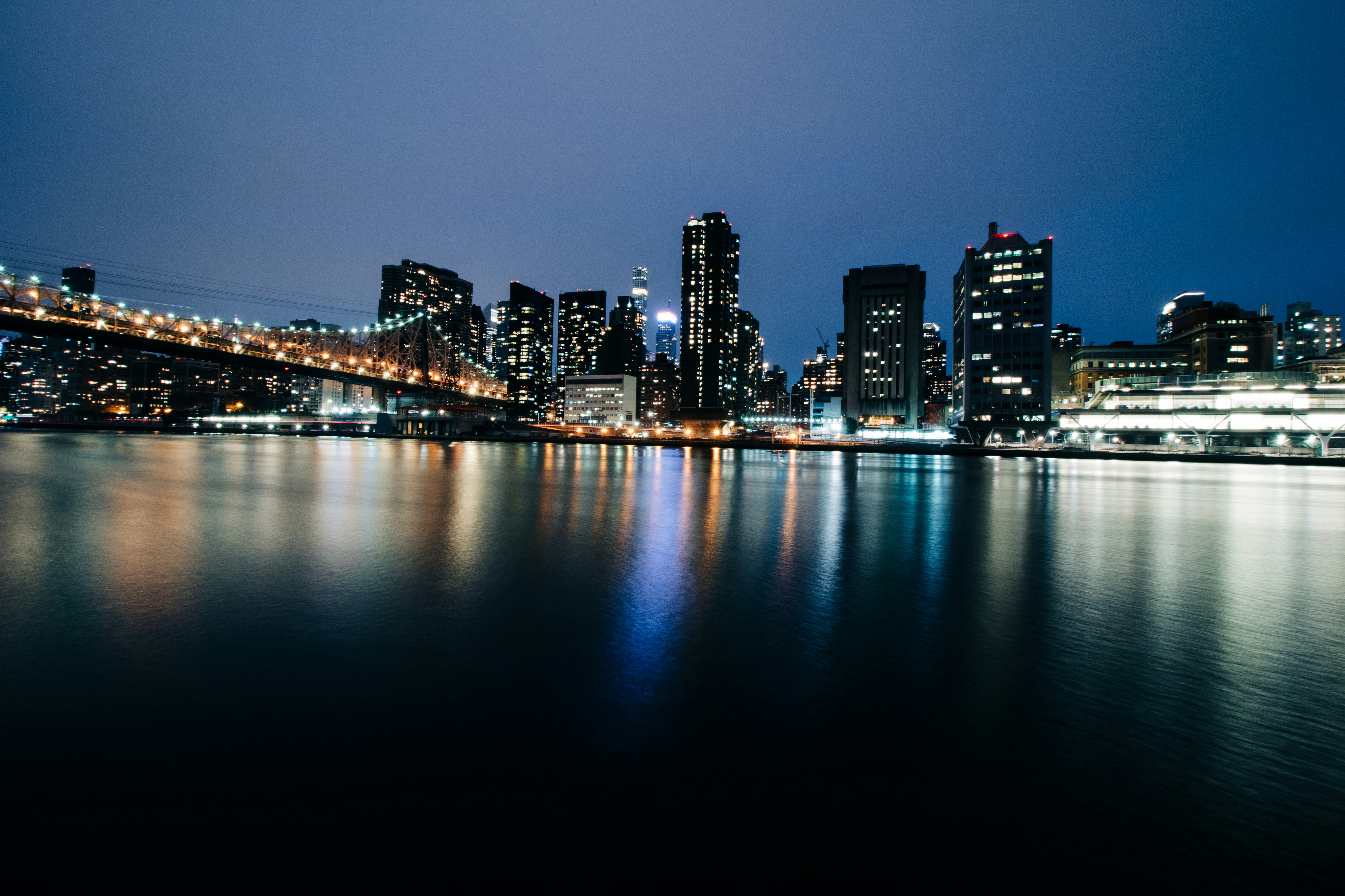 Photo by pixelparker