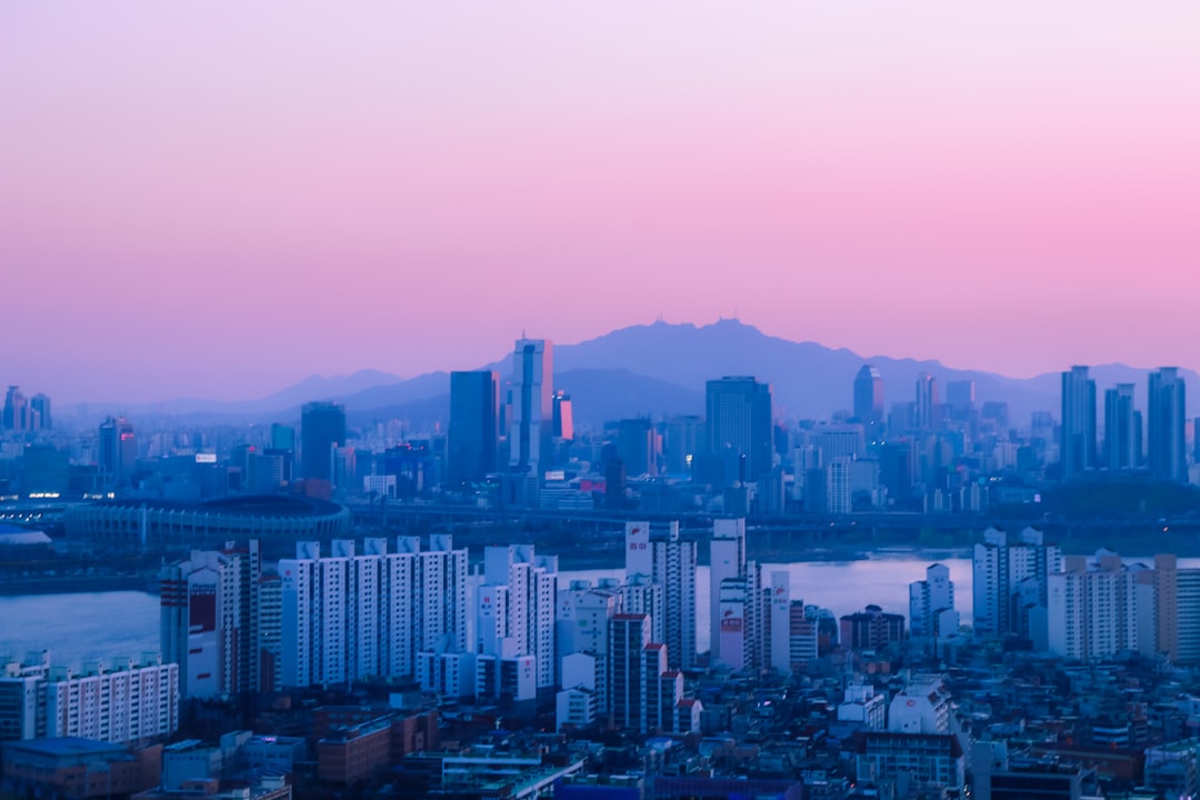 high rise buildings, Soft Sky<p></figure>...</p><p>https://www.instagram.com/icidius_/