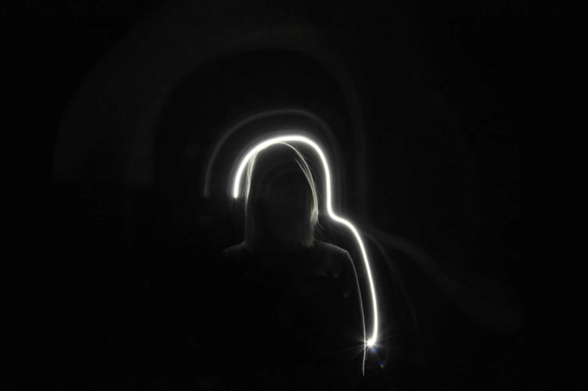 black and white bed linen