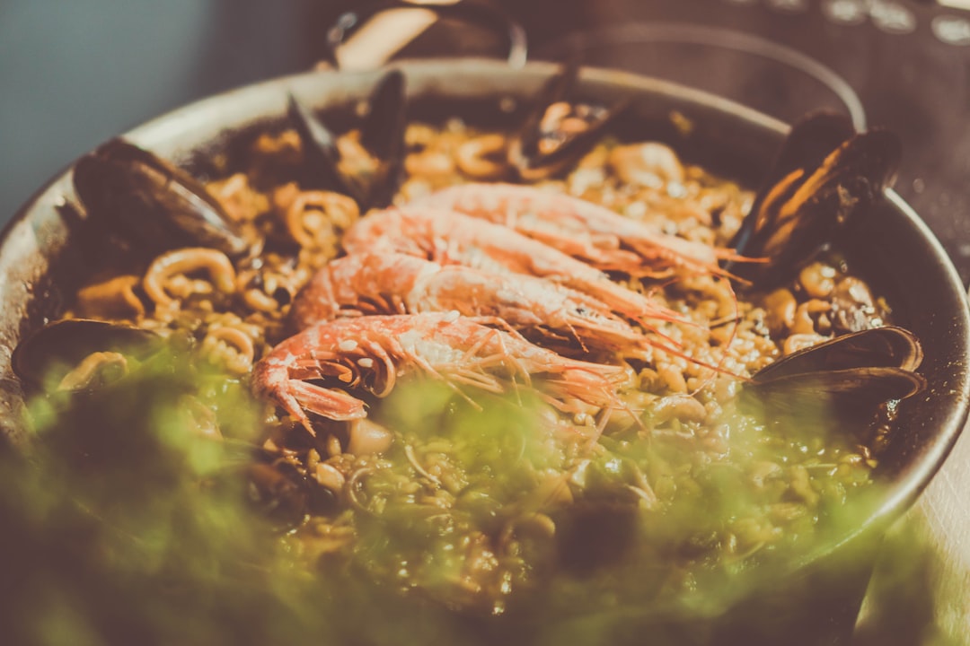 cooked shrimps,