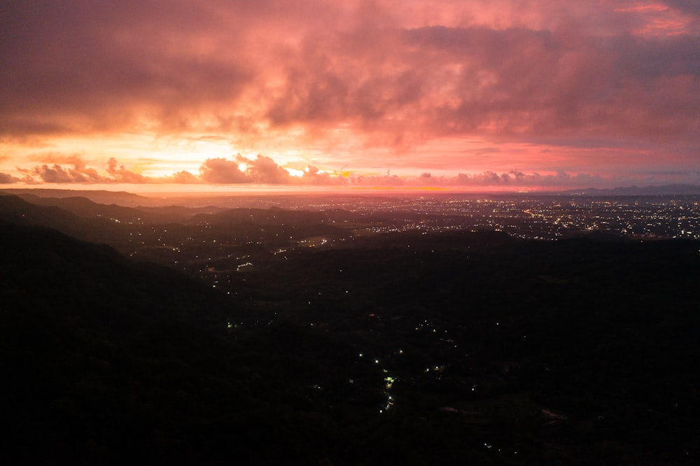 fotografia aérea de edifícios