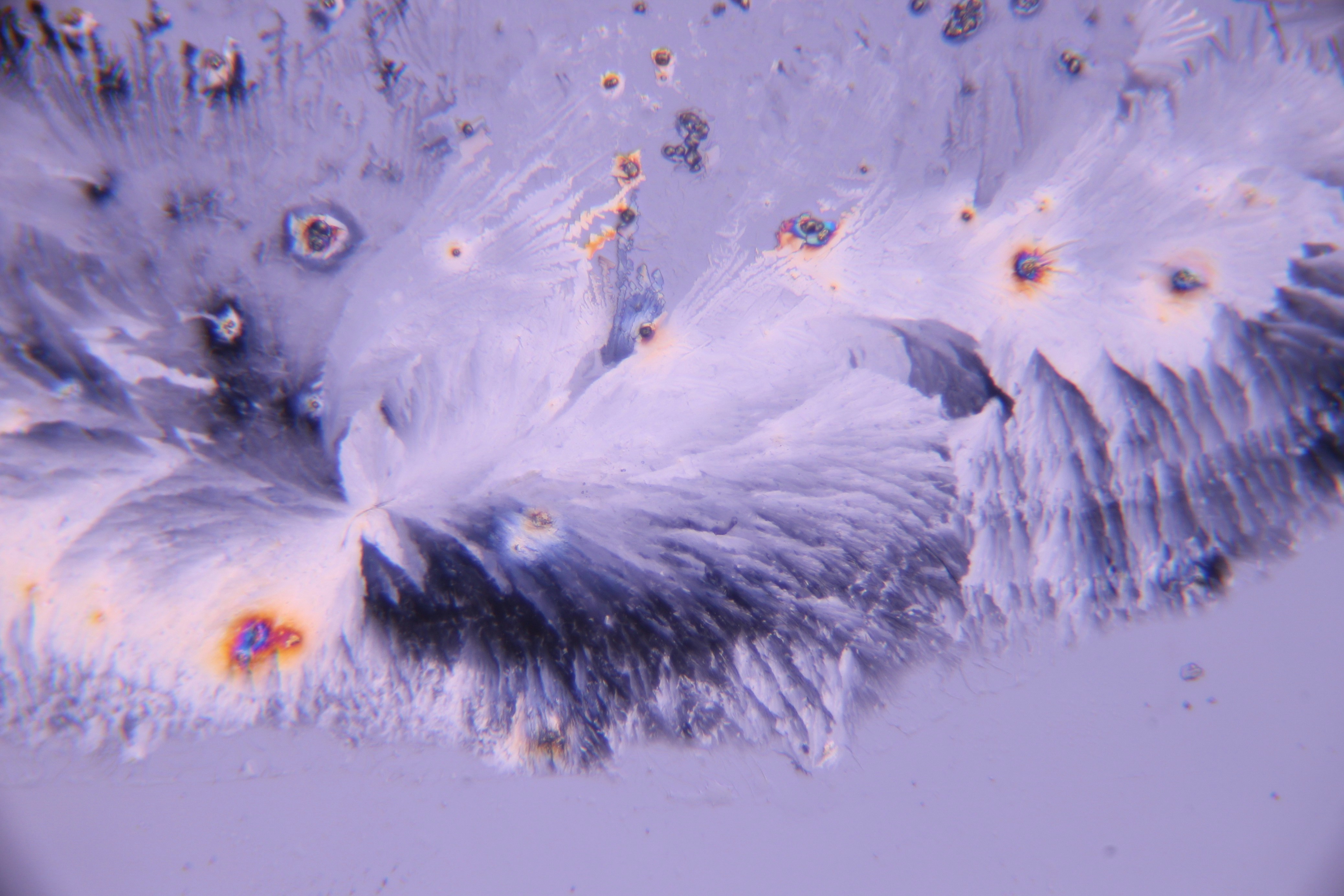 Microscopic view of sharp silica dust particles found in desert environments - how dirty air filters destroy your ac in