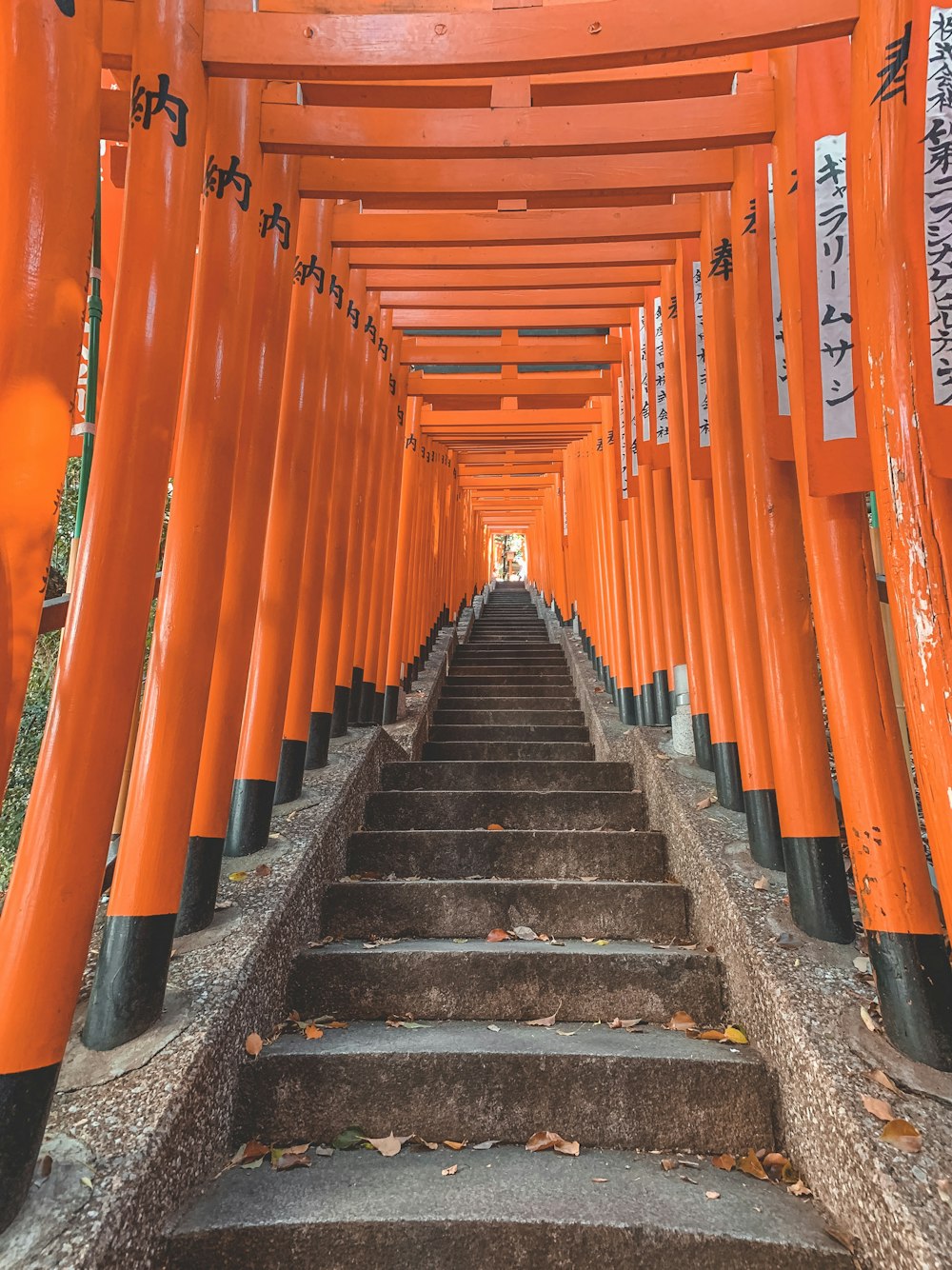 red and black pillars