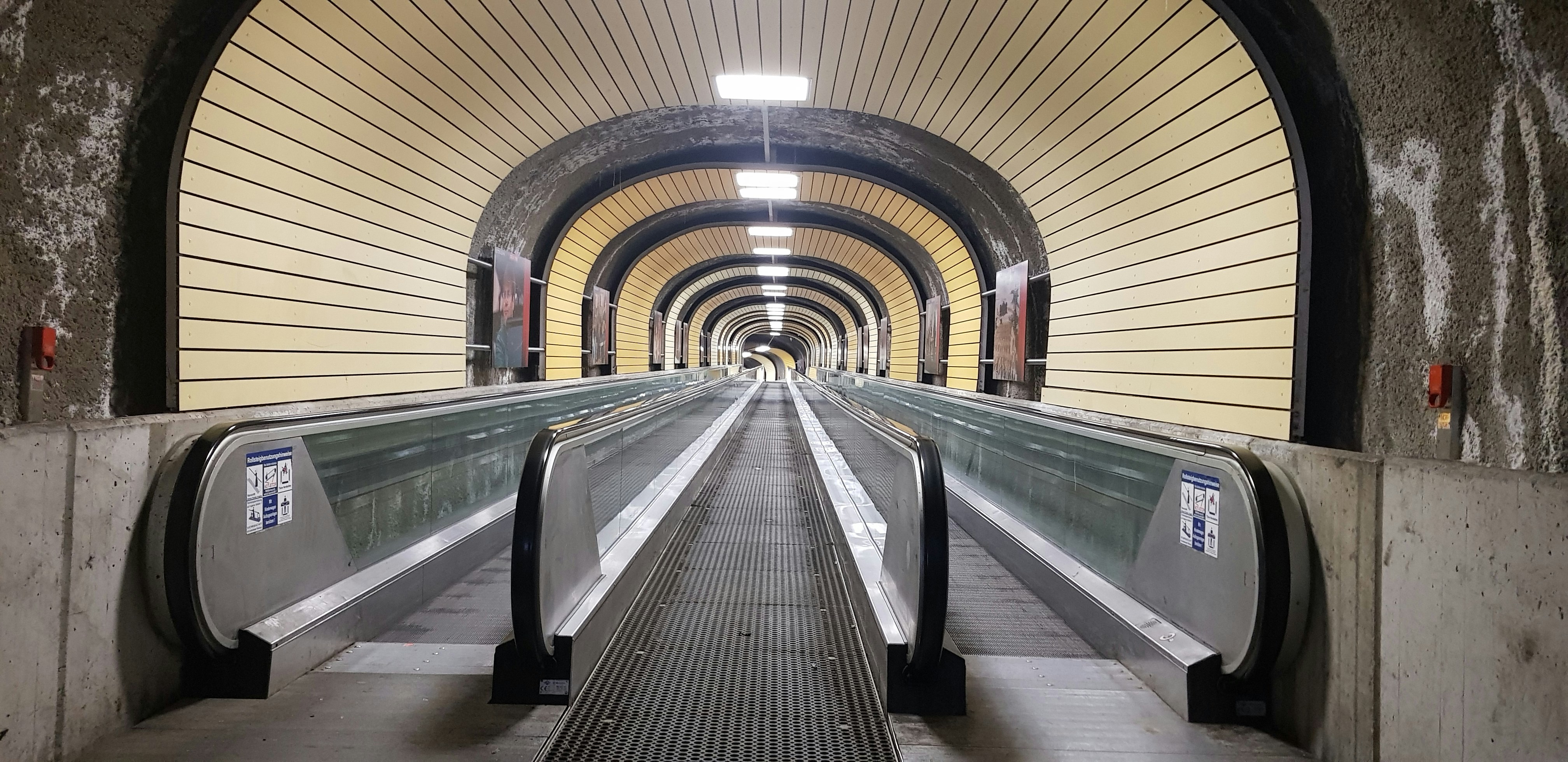 Photo by maartendelouw_