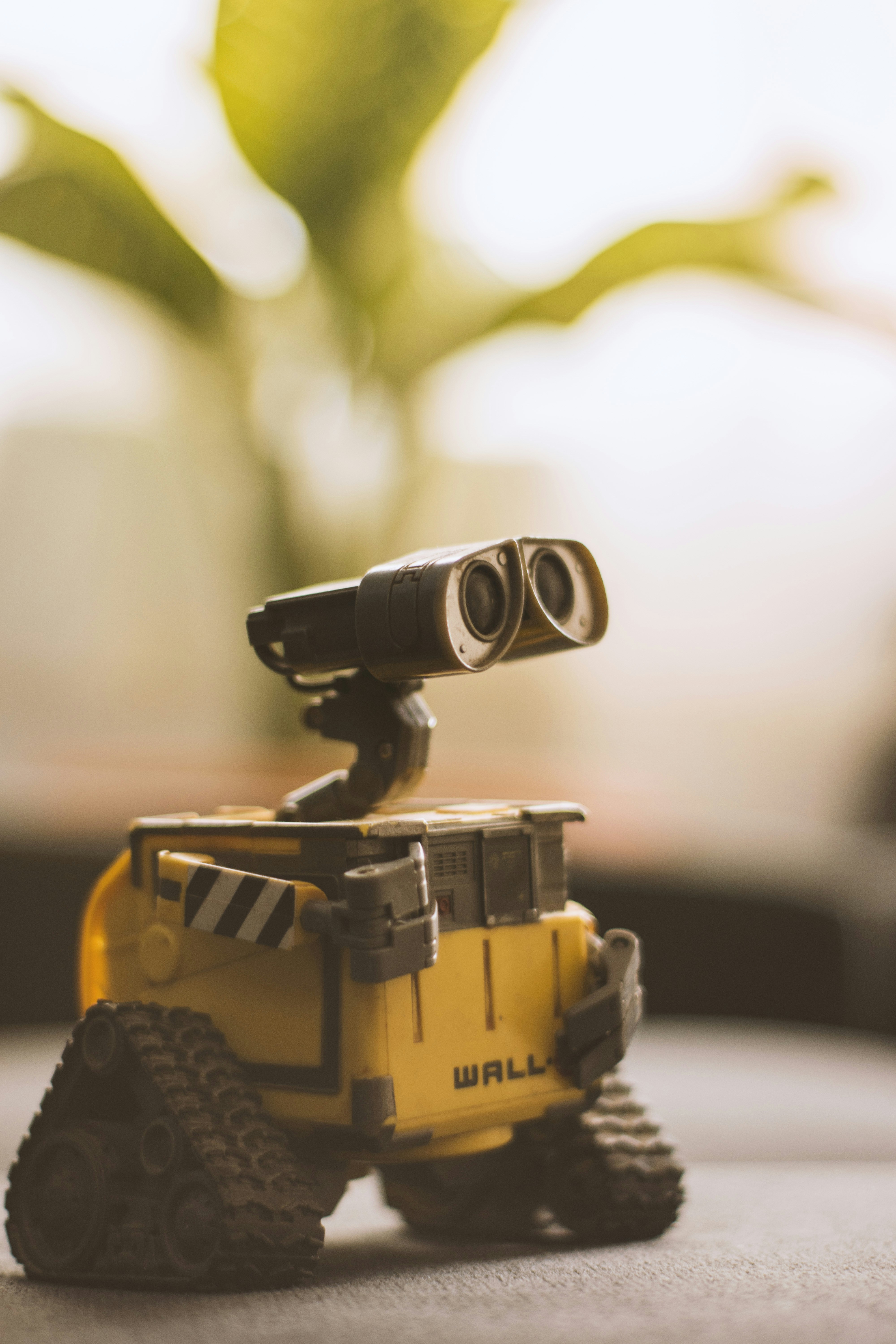 Branimo Wall-E robot illustration showcasing innovative technology and robotics.