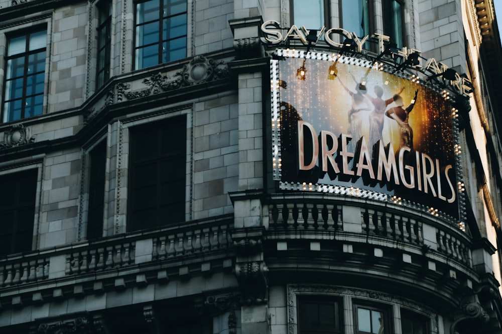 Dreamgirls building